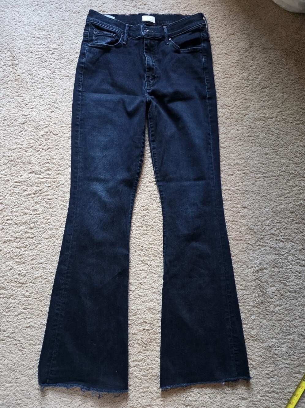 Mother The Weekender Fray Jeans Chip On My Shoulder Flare Sz 30 Dark Wash Retro